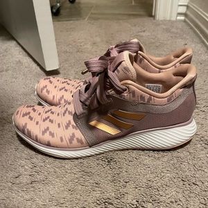 Adidas Edge Lux 3 bounce tennis shoes